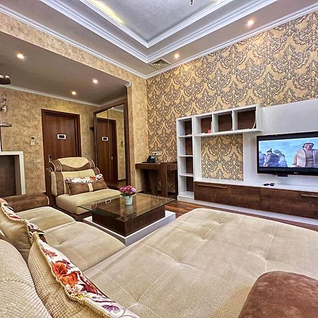 Hotel King David The Builder Koutaïssi Extérieur photo