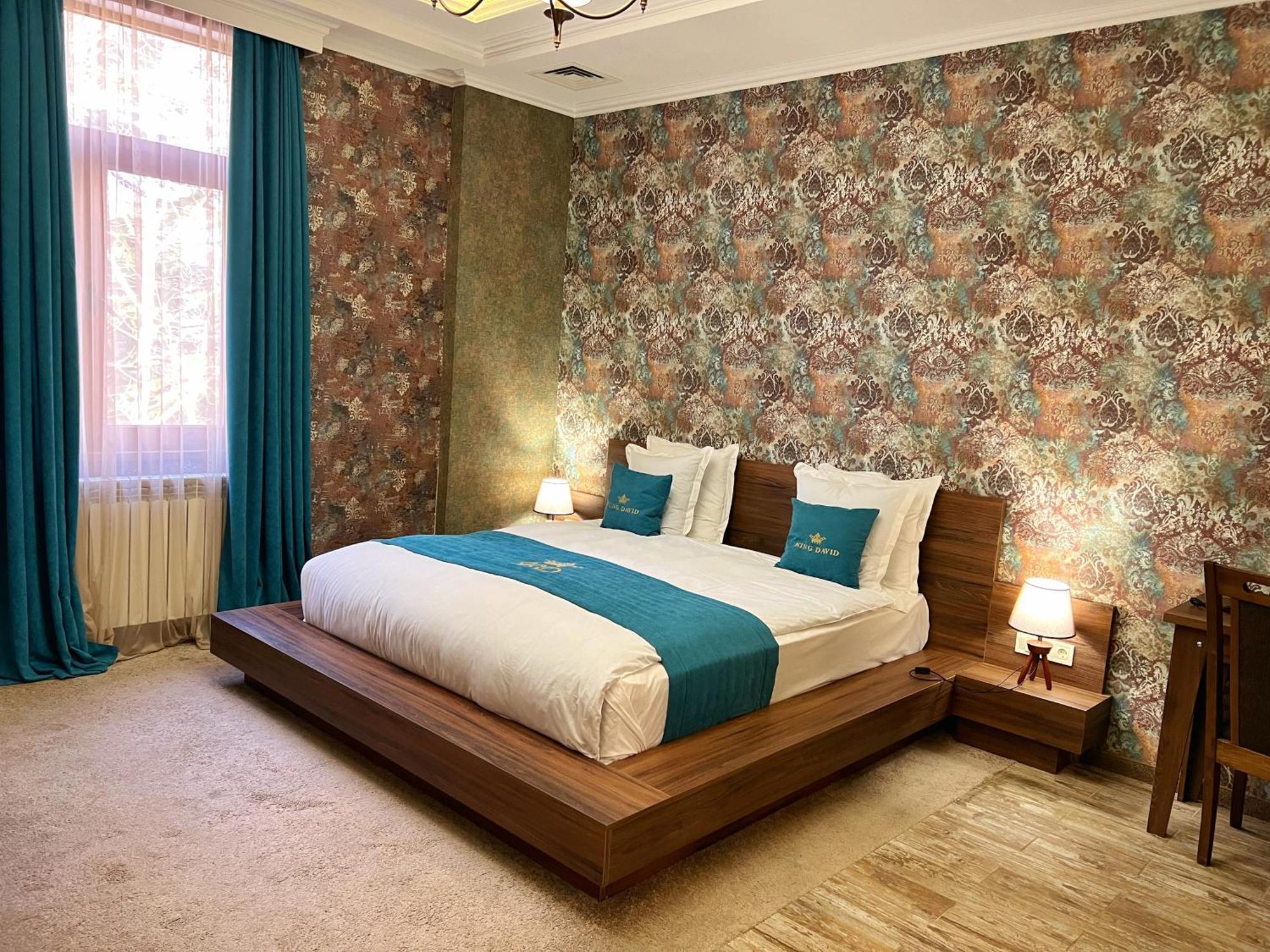 Hotel King David The Builder Koutaïssi Extérieur photo