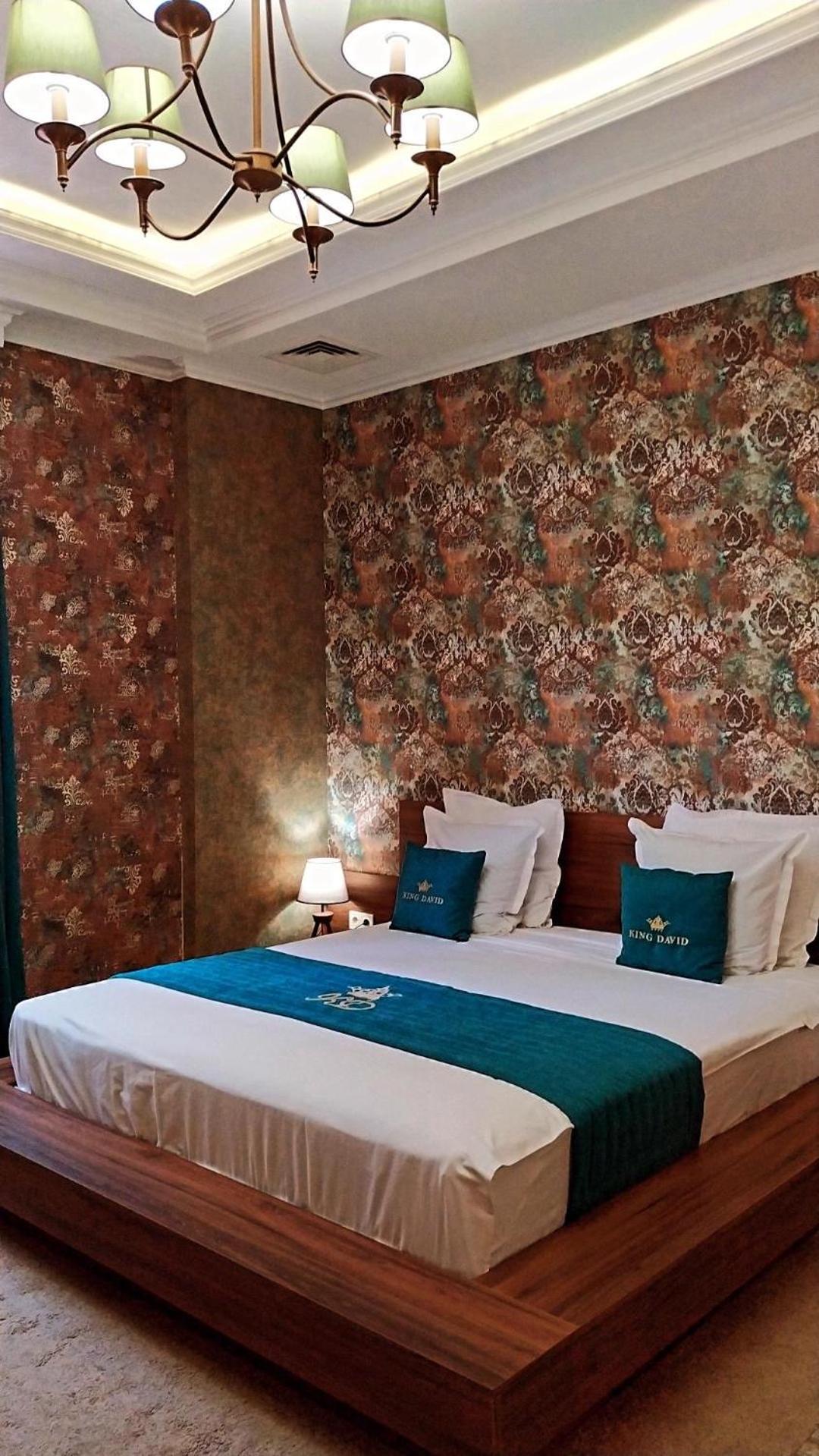 Hotel King David The Builder Koutaïssi Extérieur photo