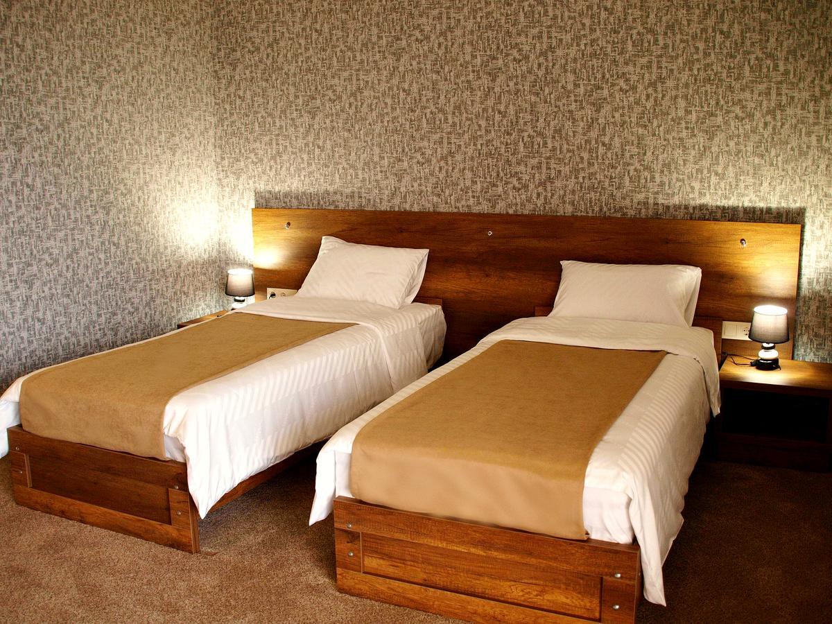 Hotel King David The Builder Koutaïssi Extérieur photo