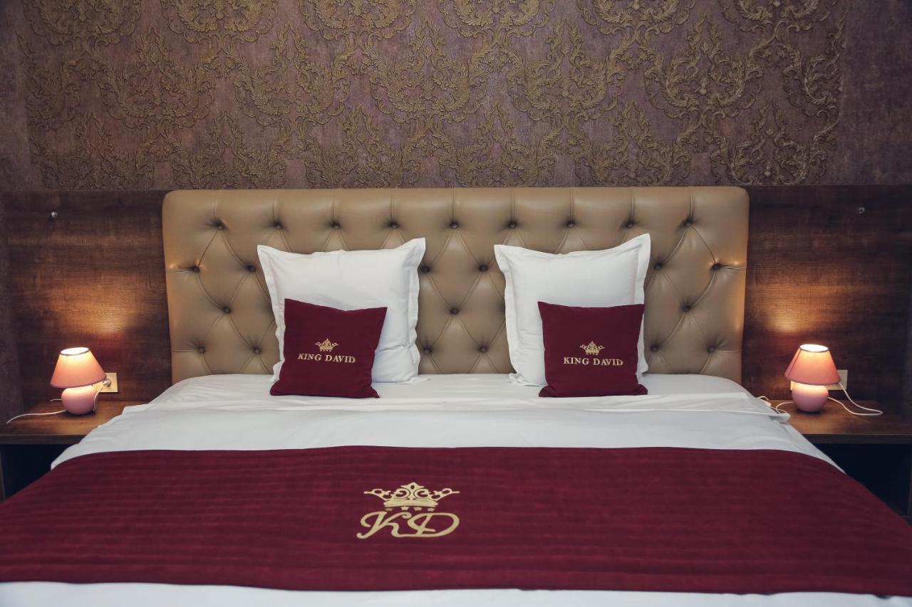 Hotel King David The Builder Koutaïssi Extérieur photo