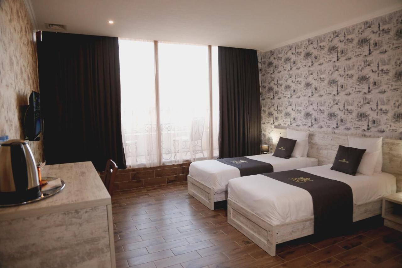 Hotel King David The Builder Koutaïssi Extérieur photo